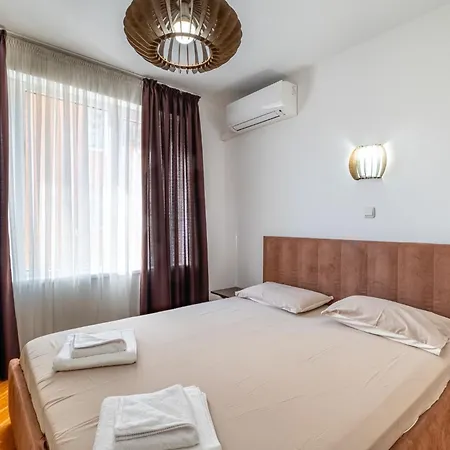 Seaside Serenity Charming By Sea Garden * Varna