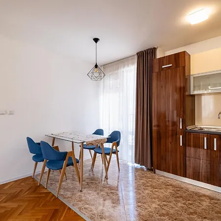 Appartement очарователен до морската градина *
