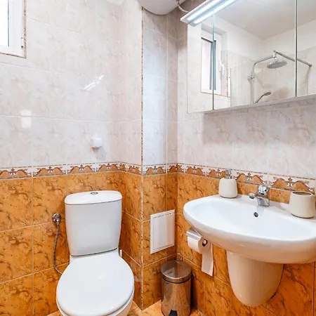очарователен до морската градина Appartement Varna