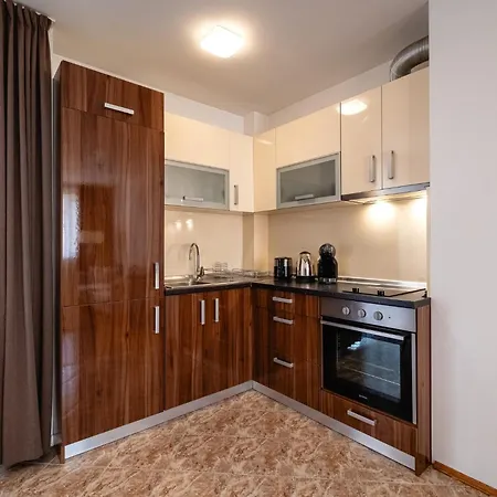 Appartement очарователен до морската градина Varna